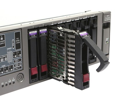 HP_Prolaint_DL385_G2_SAS_HDDs__02579.137