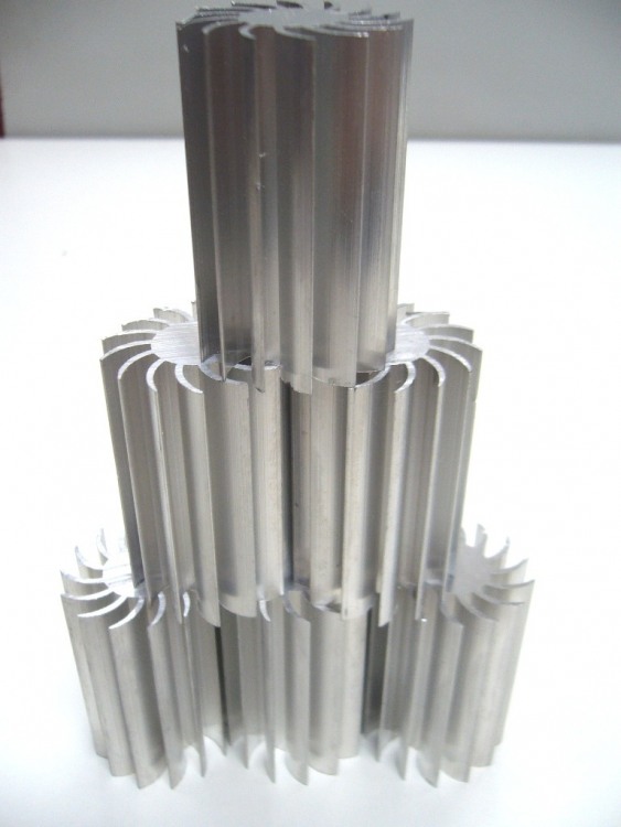 Radiator sun design 5cm 01.JPG