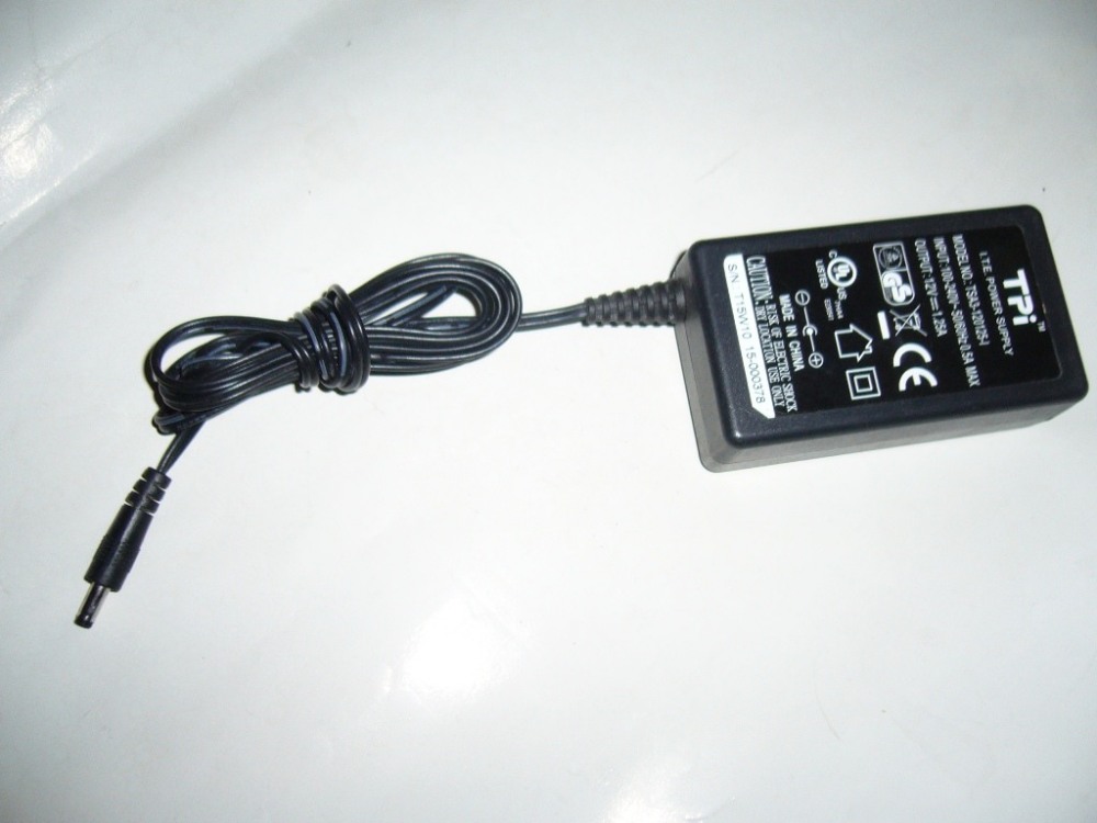 Adapter TPI 12.0V 1.25A 02.JPG